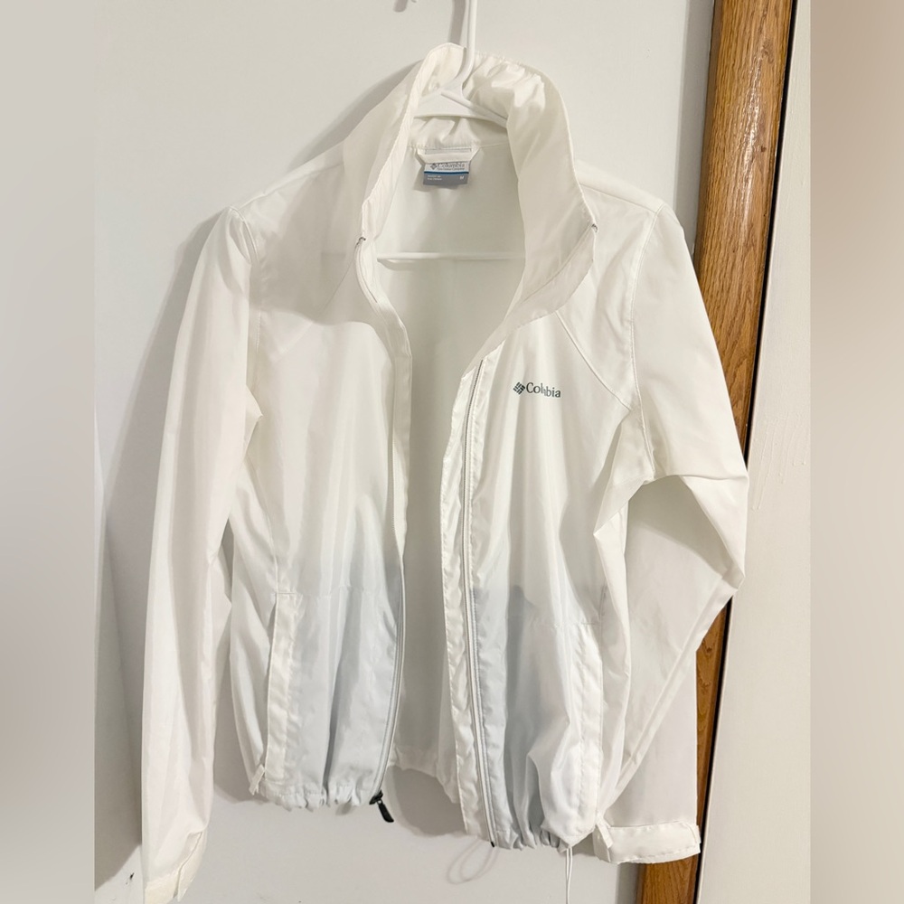 NEW! Columbia Ivory Windbreaker Jacket with package hood